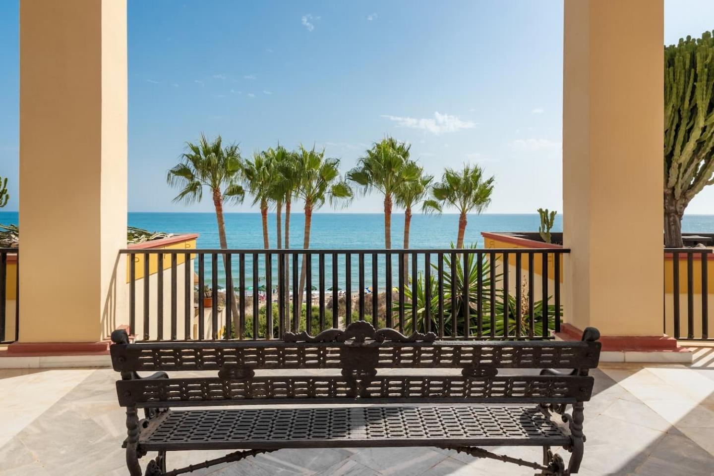 Oleholidays 601 Romana Playa Junto Al Mar Apartamento *