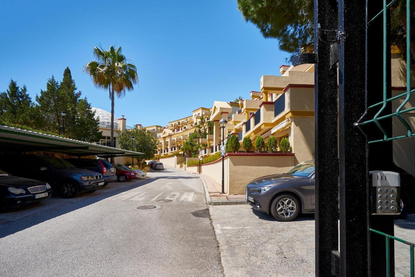 Oleholidays 601 Romana Playa Junto Al Mar Apartamento Marbella